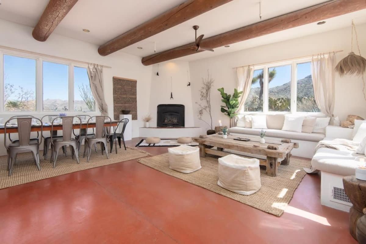 Renovated Lodge - Room 1 With Pool Access Joshua Tree Extérieur photo
