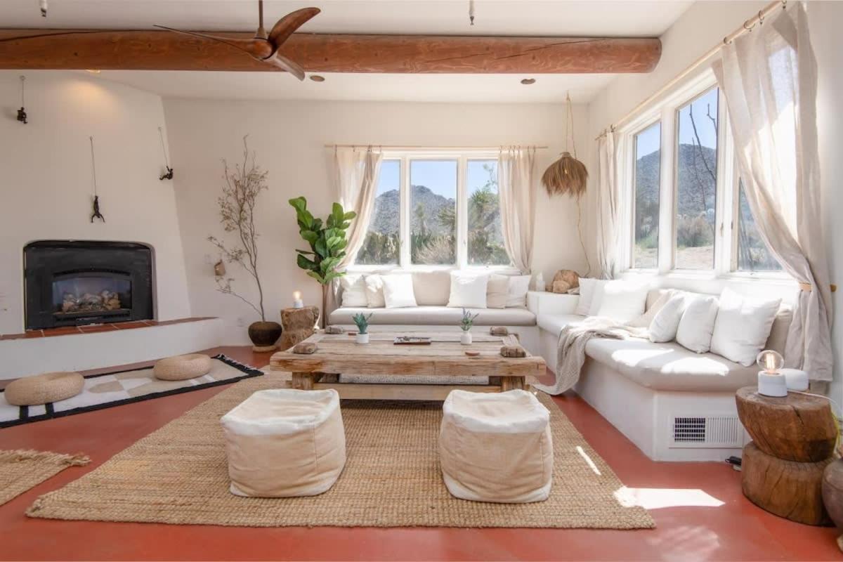 Renovated Lodge - Room 1 With Pool Access Joshua Tree Extérieur photo