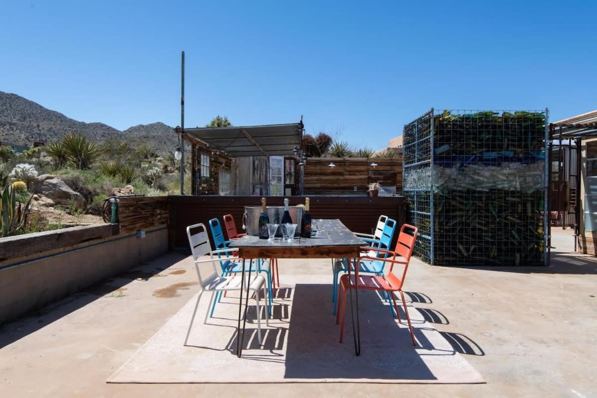Renovated Lodge - Room 1 With Pool Access Joshua Tree Extérieur photo