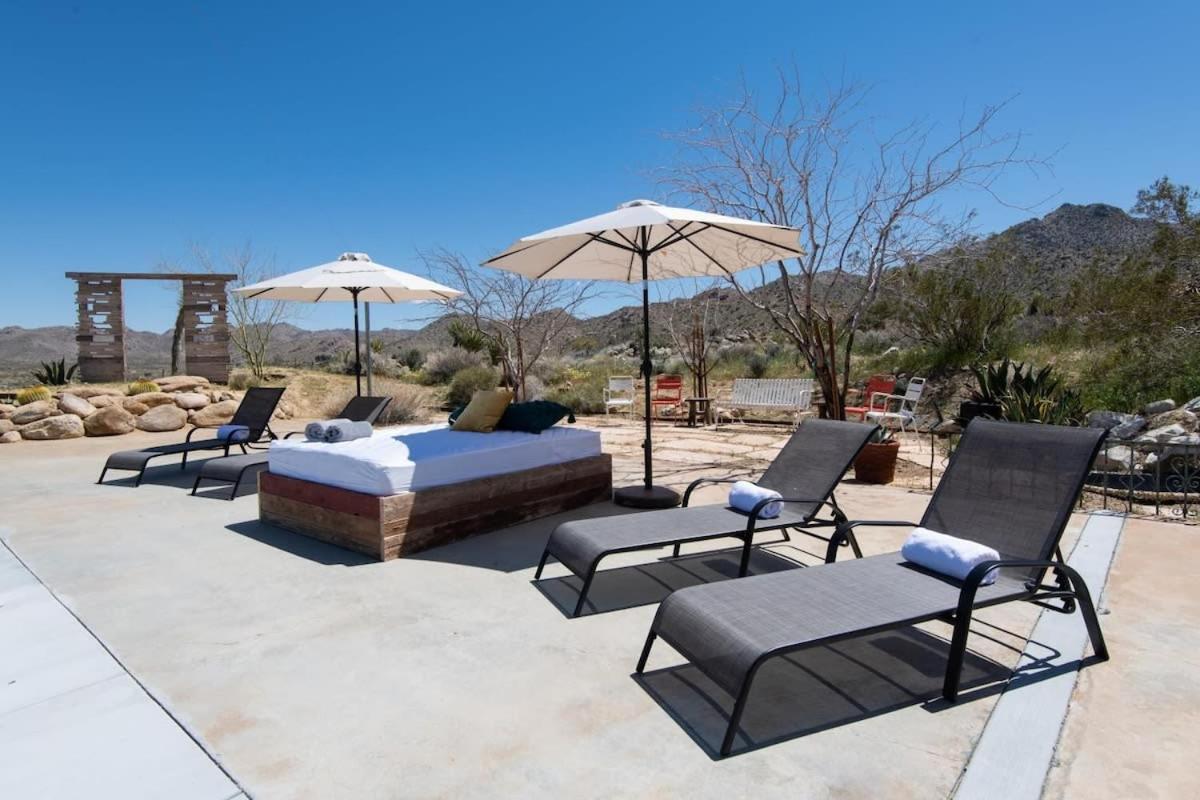 Renovated Lodge - Room 1 With Pool Access Joshua Tree Extérieur photo